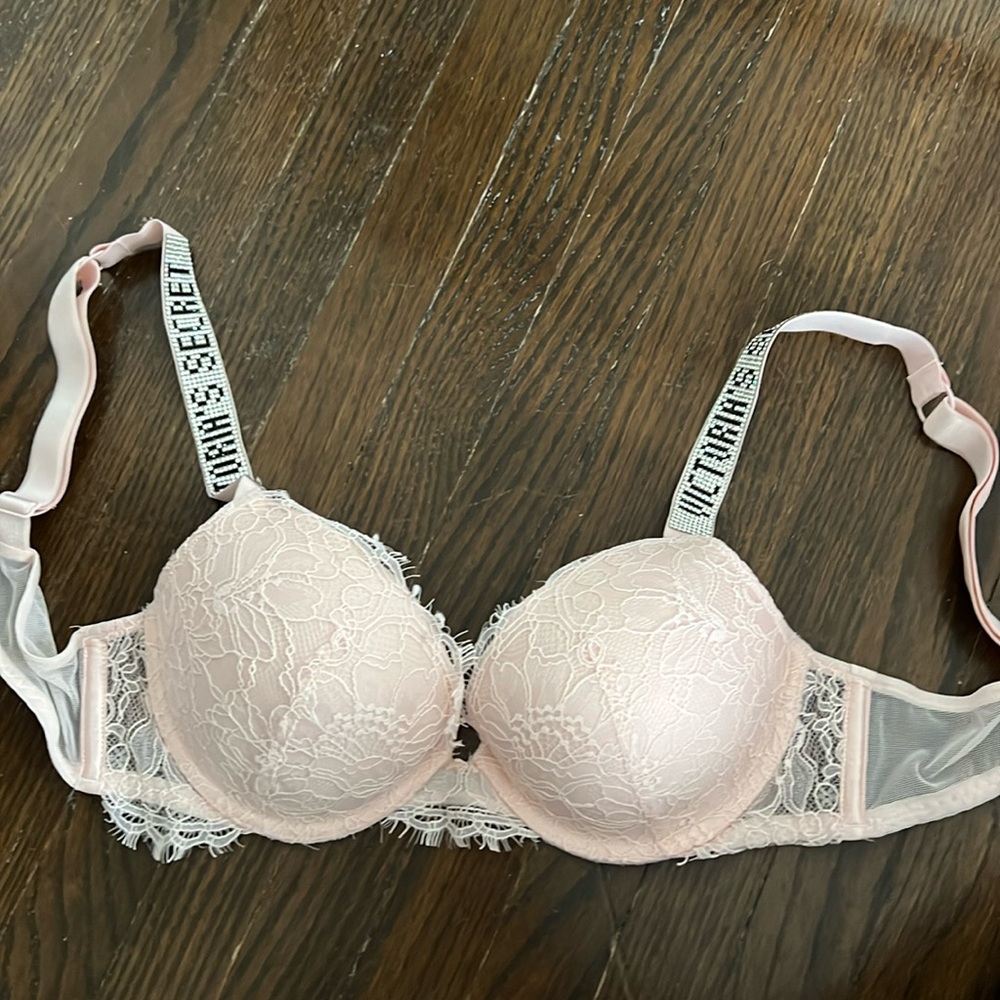 Victoria’s secret glitter strap bra